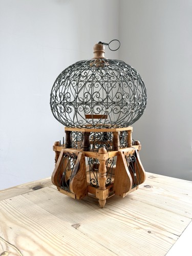 Vintage round balloon top bird - balloon,